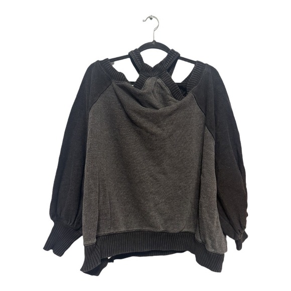 Free People These Shoulders Pullover HARD TO FIND Grey Black Sweater Size M/L - Picture 3 of 5